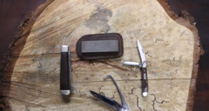 Men and Their Knives