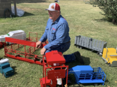 “The Texan Santa” – Thehappytoymaker.com