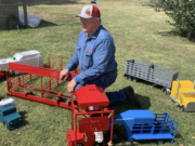 “The Texan Santa” – Thehappytoymaker.com